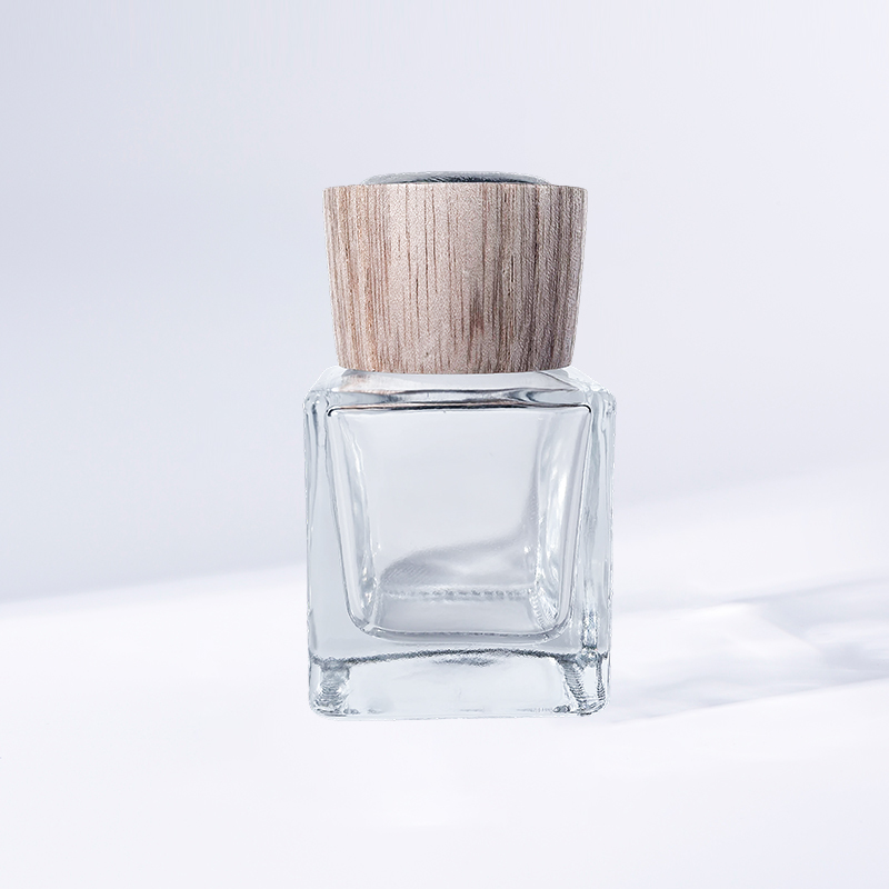 J2303 Glazen geurverspreiderfles 46ml
